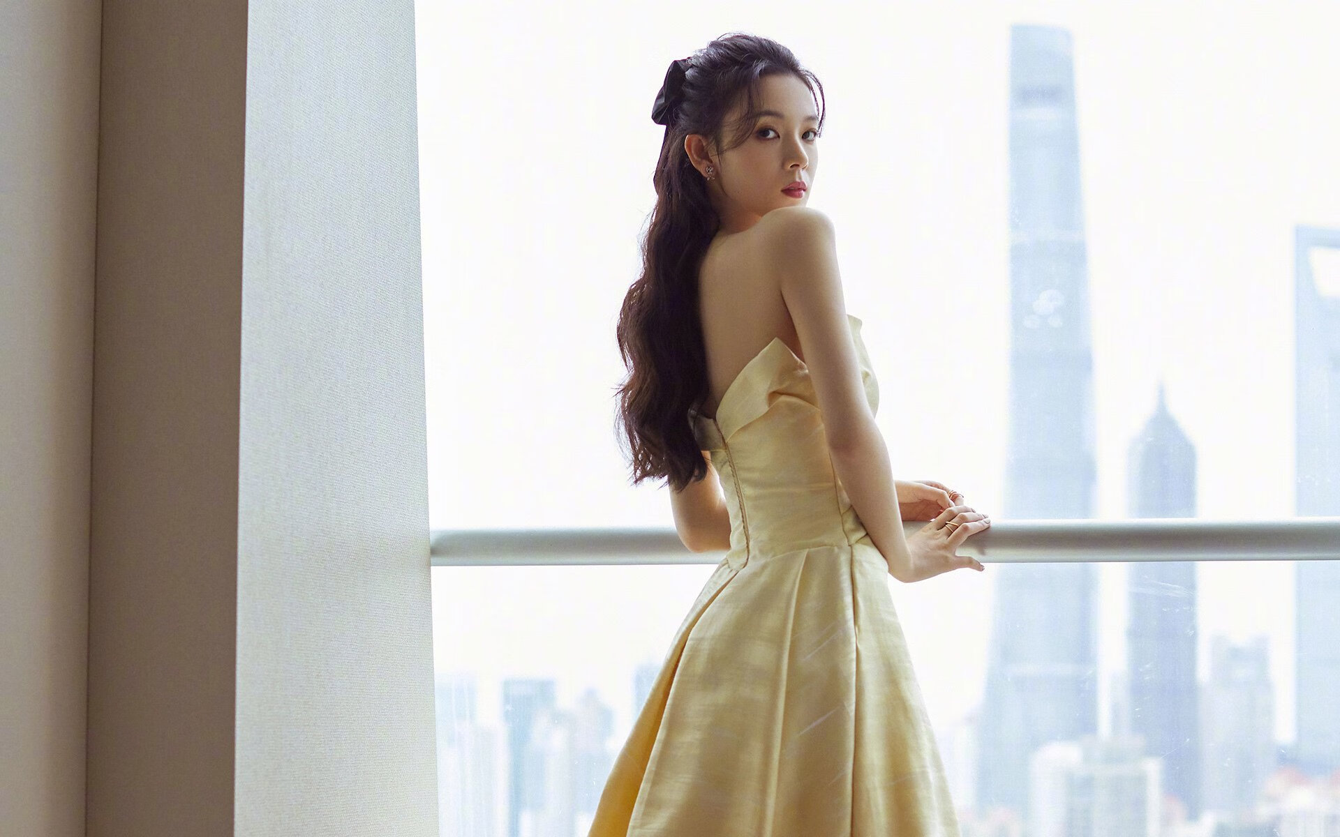 “球迷狂欢：最燃现场应援瞬间合集”，球迷音乐