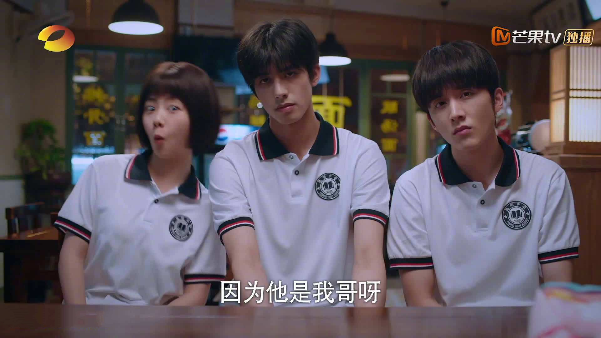 乐鱼体育登录-特色篮球文化与城市夜景相结合，打造夜间体育娱乐新地标，篮球场夜景图片唯美