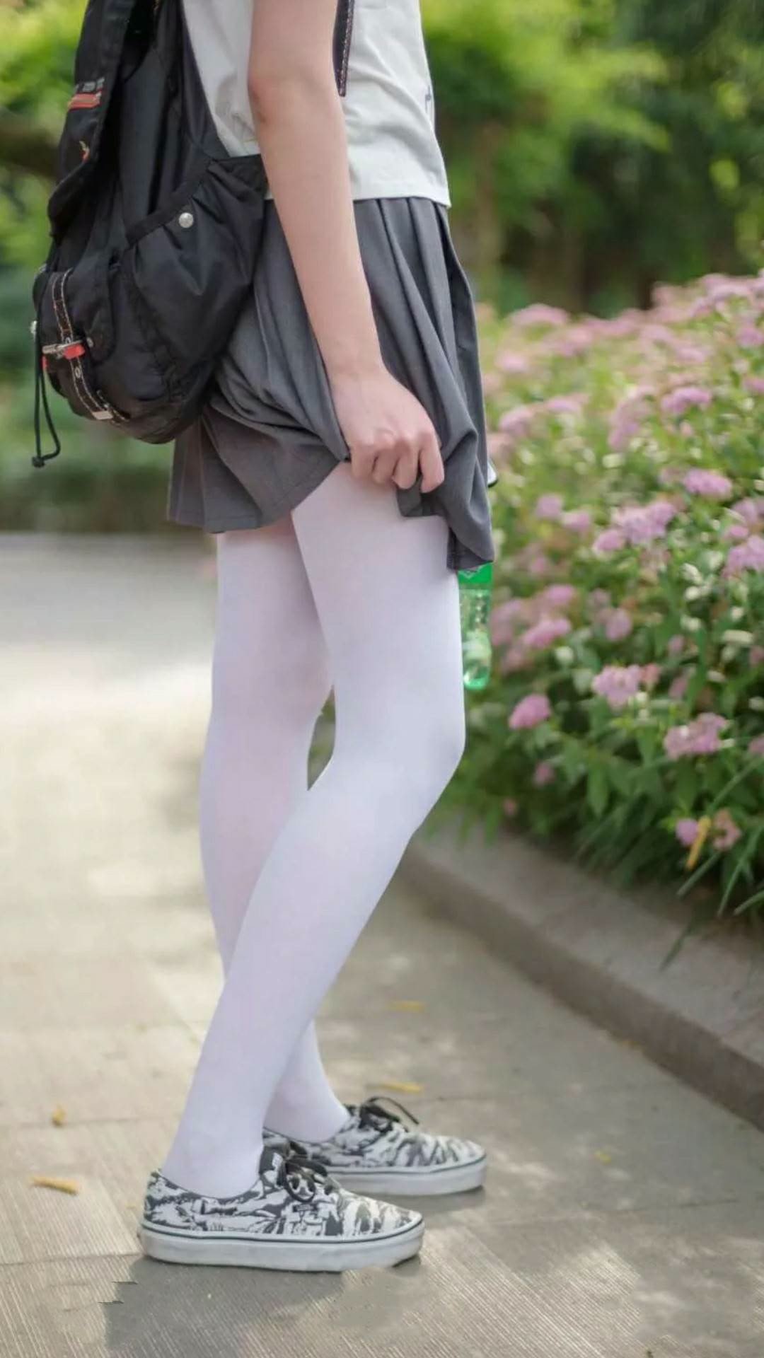 《湖人球迷期待球队在休赛期进行积极操作》,湖人队休赛期有哪些交易