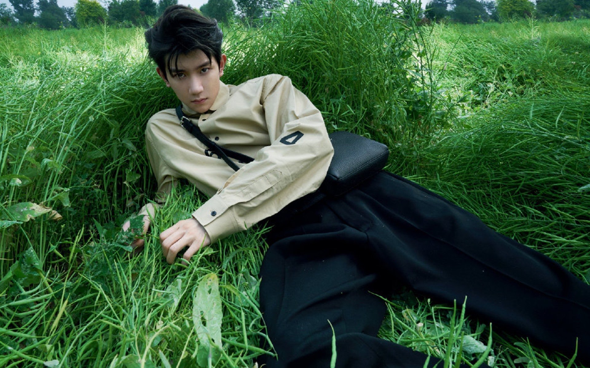 教练组赛后召开复盘会议提出中场控球率有待进一步提升，中场休息教练都说什么