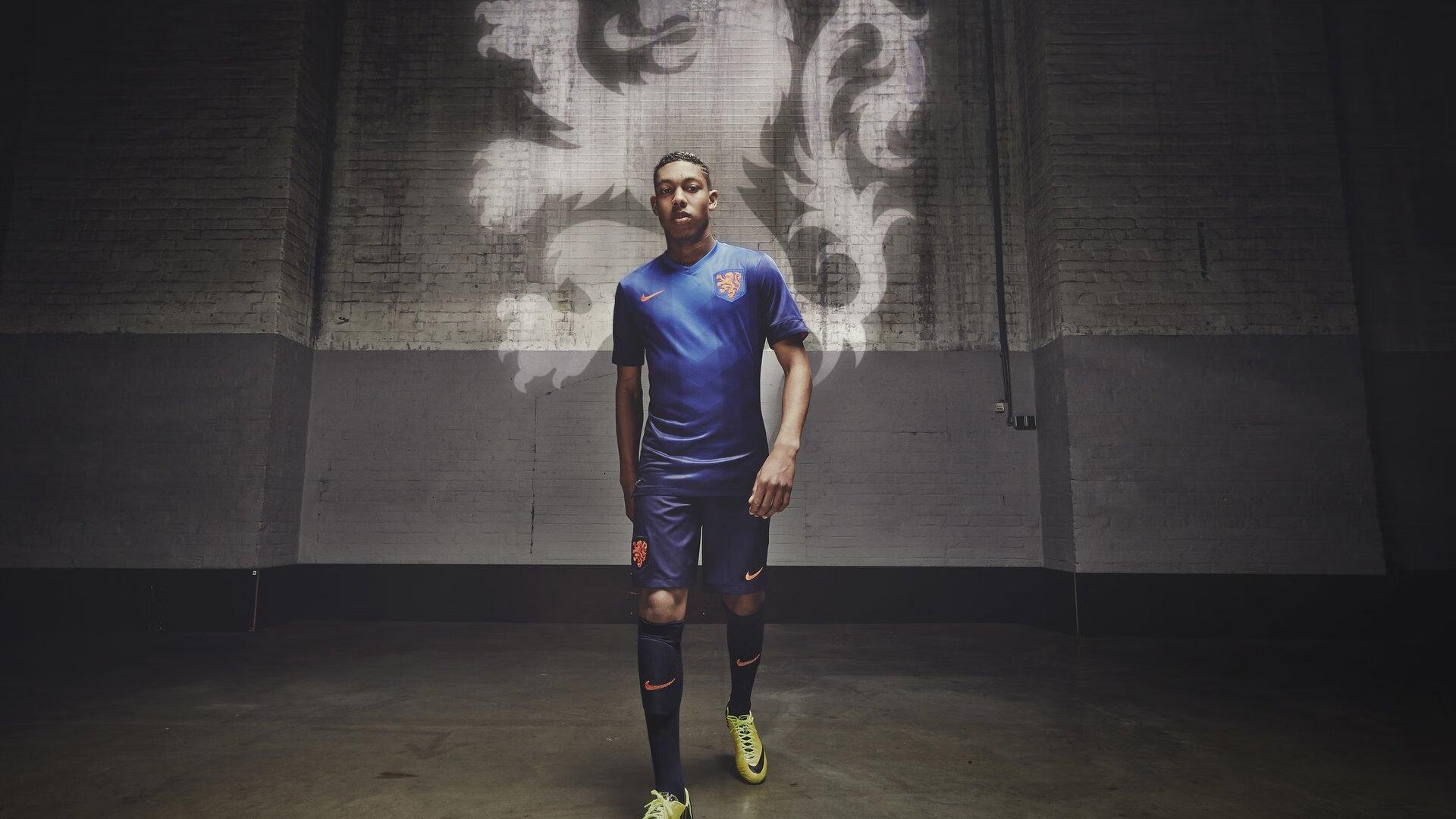 PSV前锋卢克·德容以29球荣膺荷甲最佳射手。,卢克德容和西姆德容