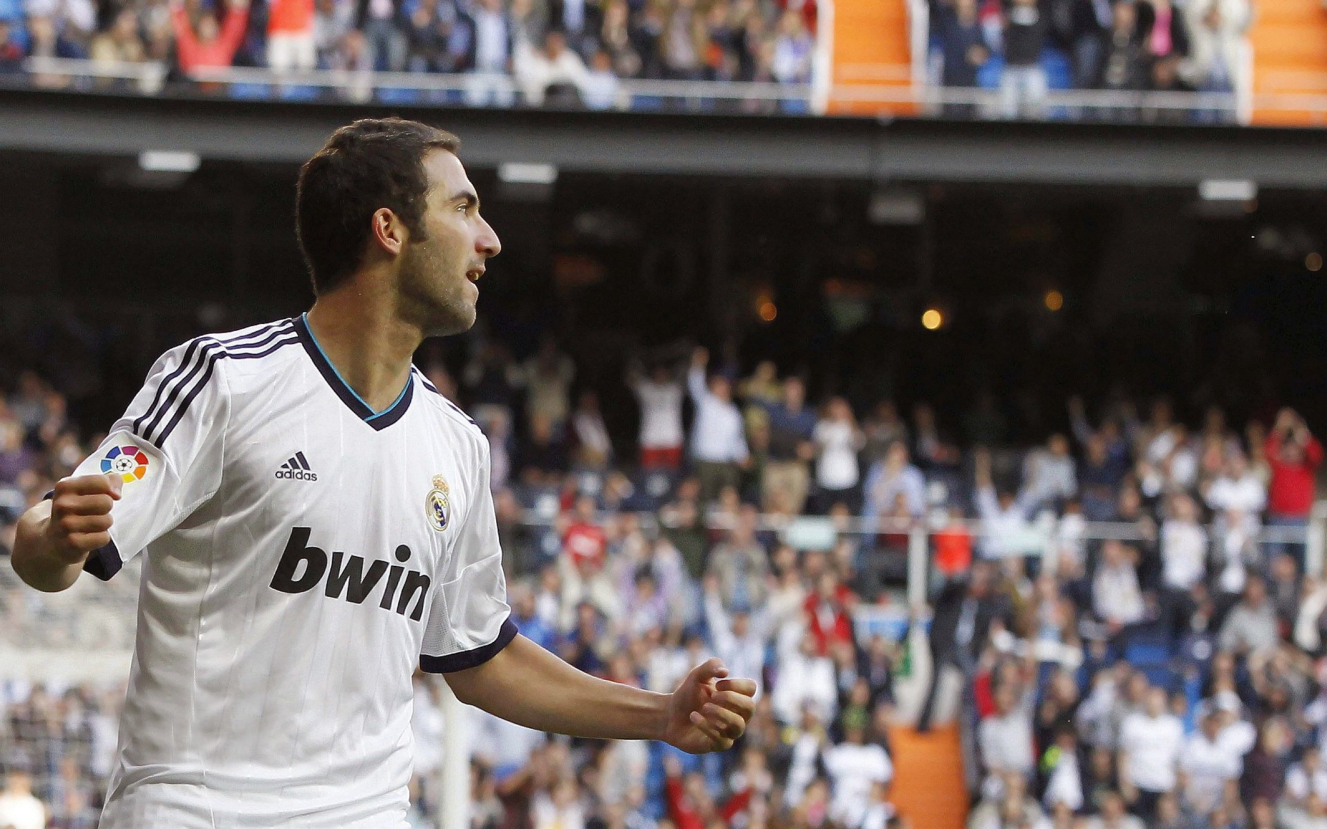 PSV前锋卢克·德容以29球荣膺荷甲最佳射手。,卢克德容和西姆德容