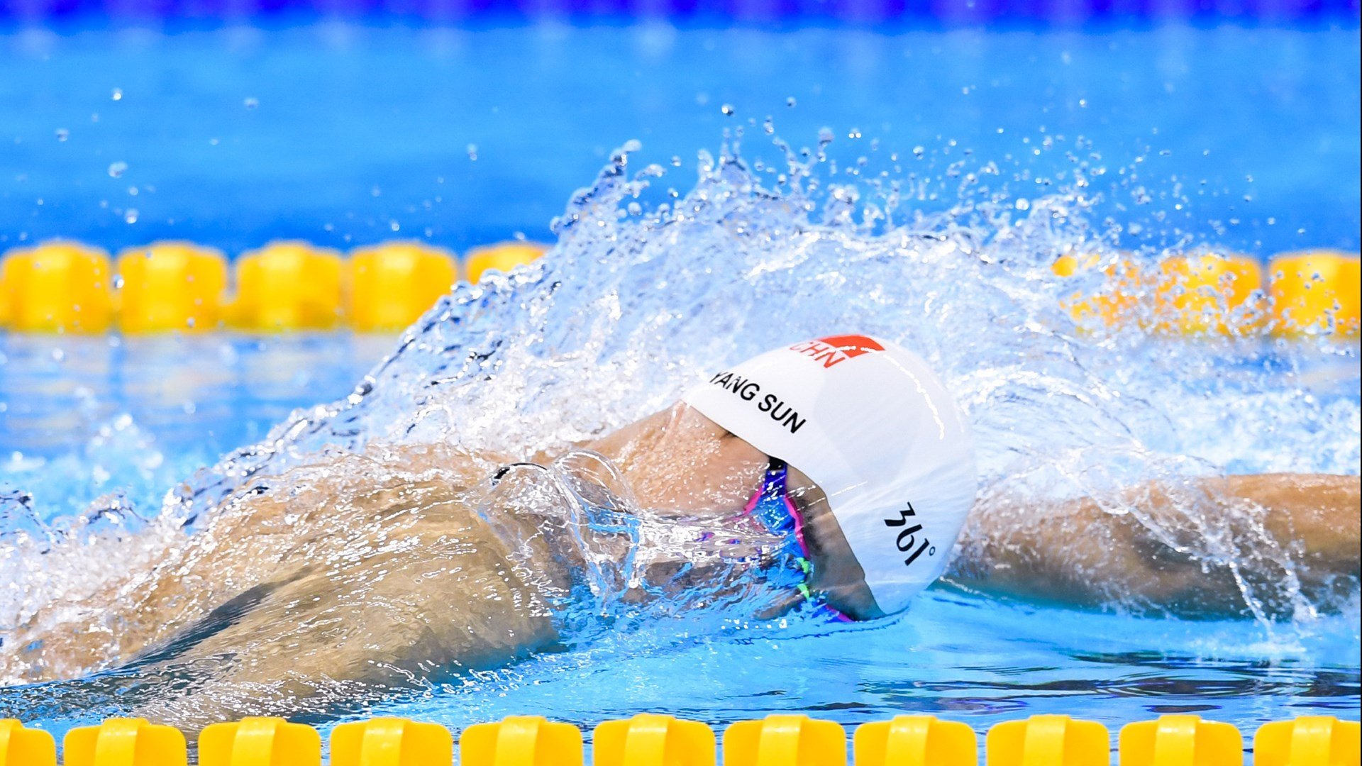 _荒漠淘金：在广袤沙丘中的耐力大比拼_，沙漠拓荒