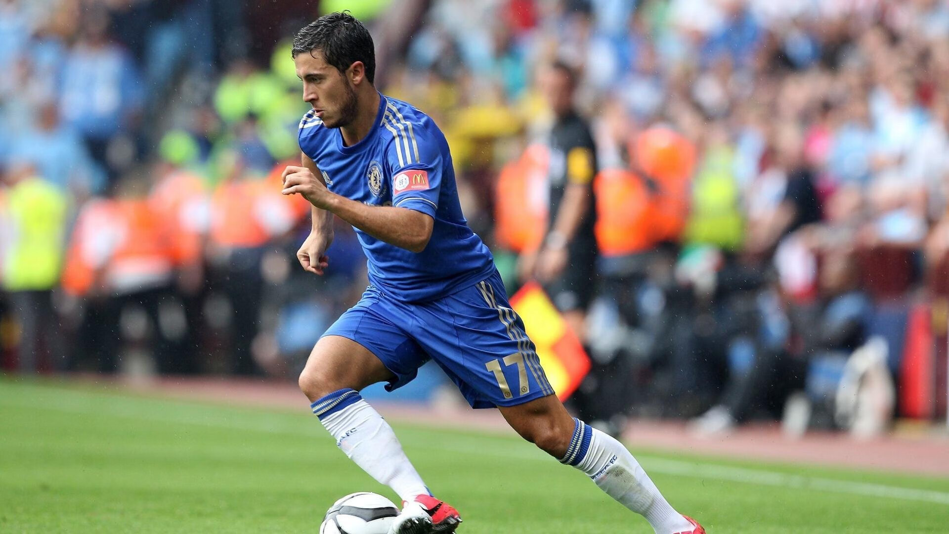 五大联赛裁判新规纷纷出炉，赛场公平受关注，五大联赛大比分惨案