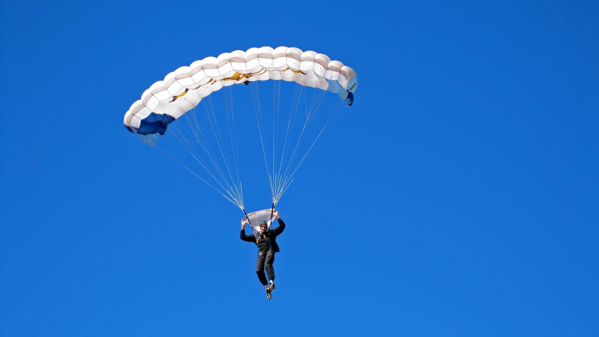 运动员日记:比赛背后那些不为人知的细节,运动员比赛瞬间