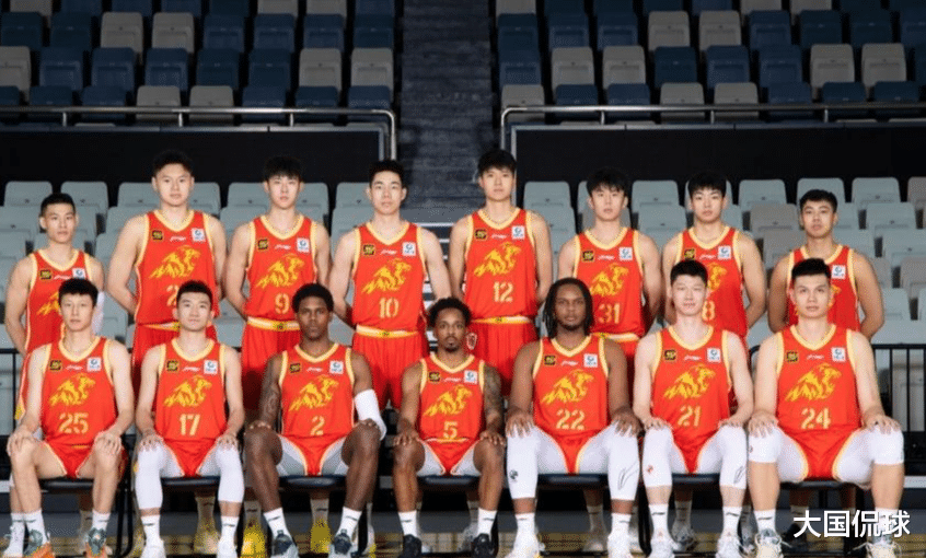 CBA季后赛首轮! CBA季后赛首轮!