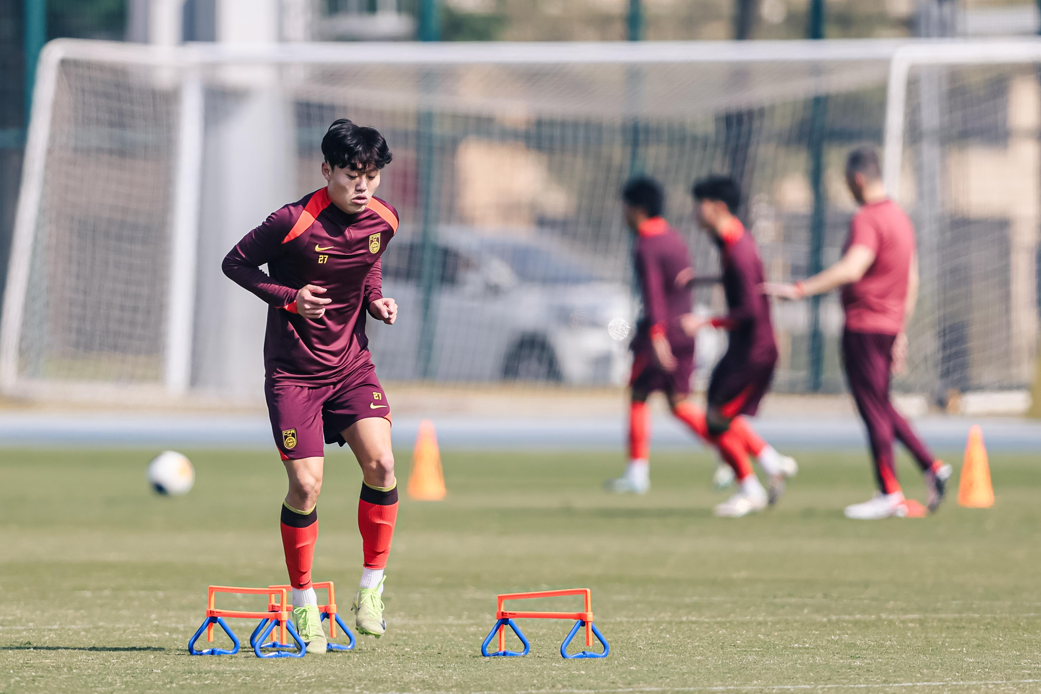 中国足球职业联赛发展面临挑战！