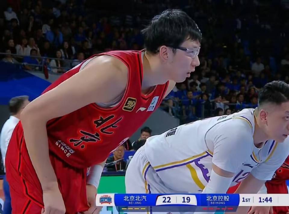 包含周琦重返CBA，肩负重任！的词条