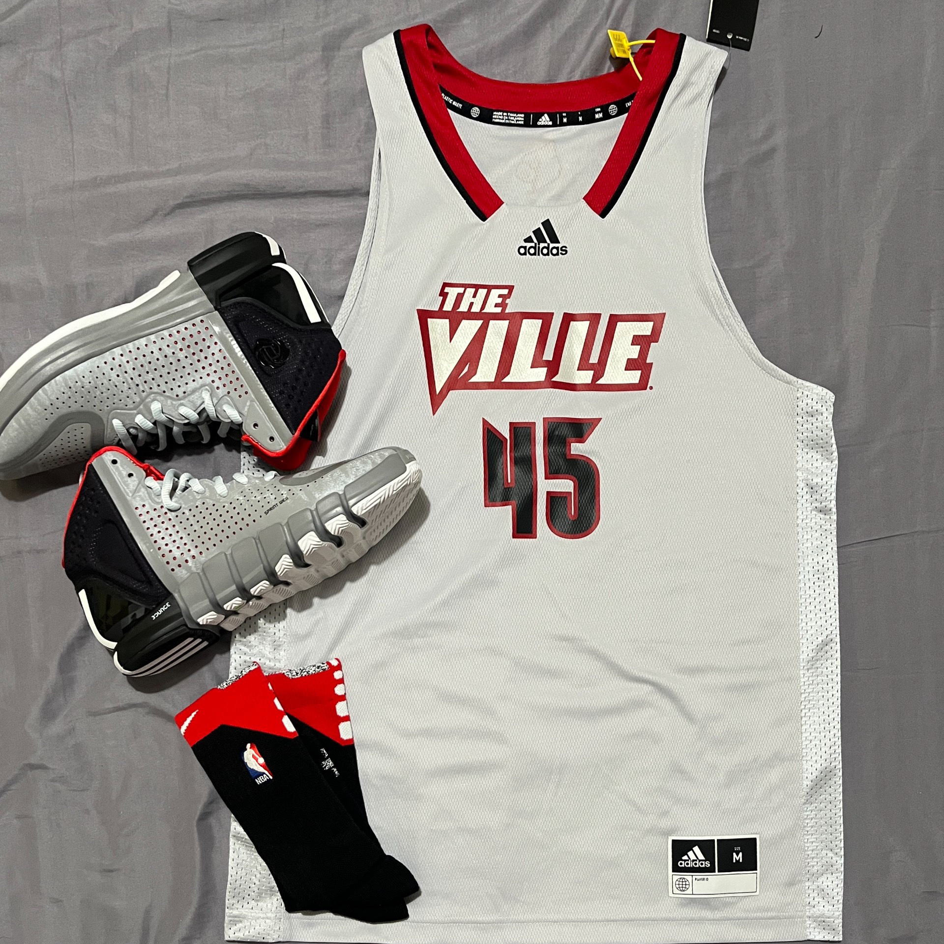 篮球装备:科技助力运动表现 篮球装备:科技助力运动表现