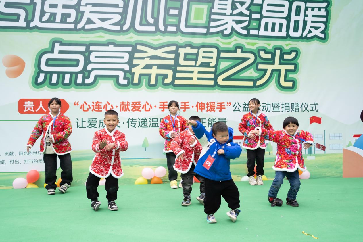 体育与公益！传递爱心与希望