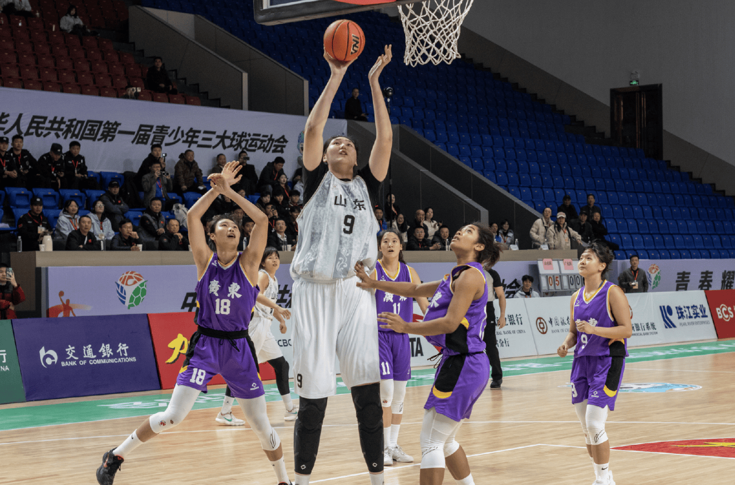 中国男篮参加世界大学生运动会！锻炼队伍